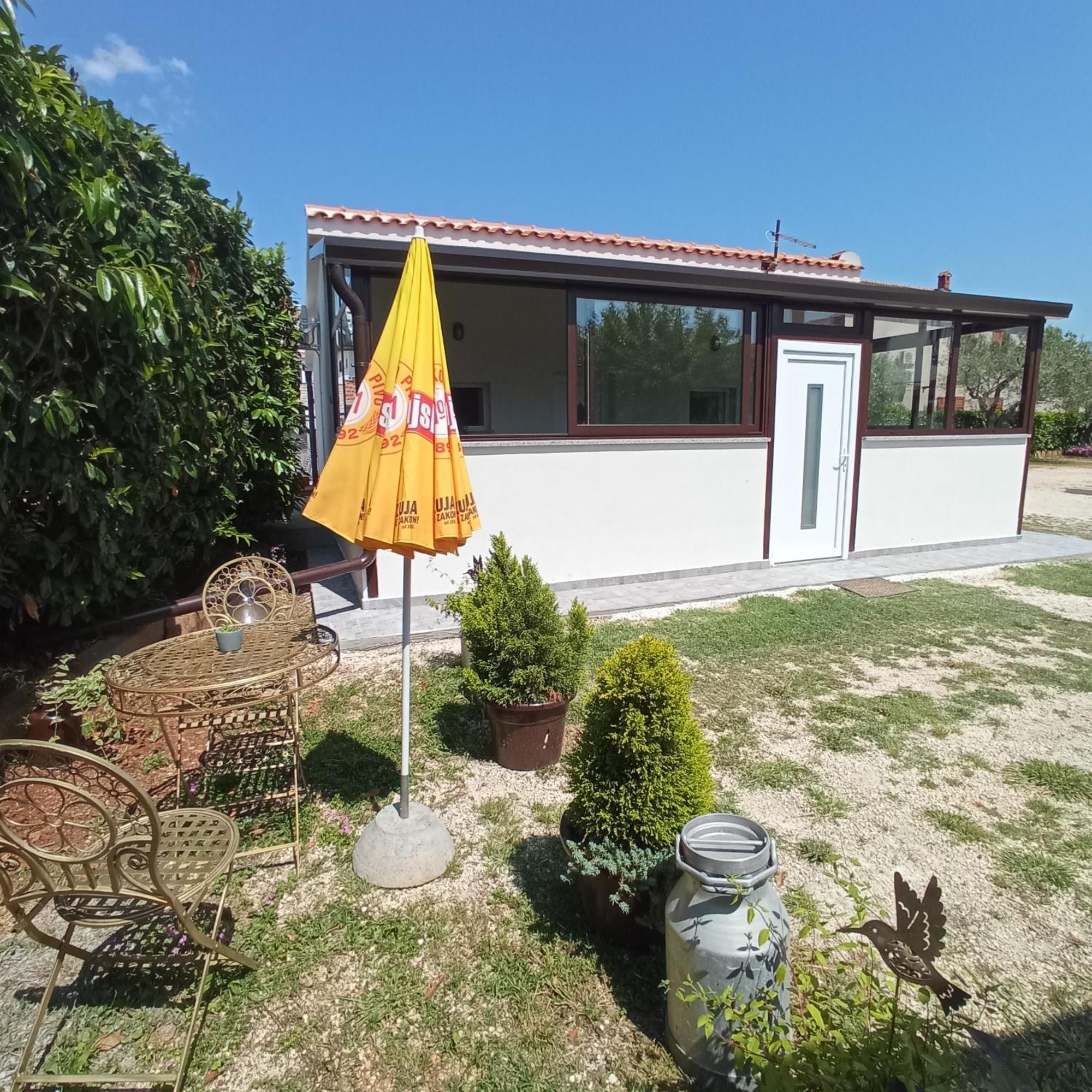 The Golden Well Apartment Rovinj Room photo
