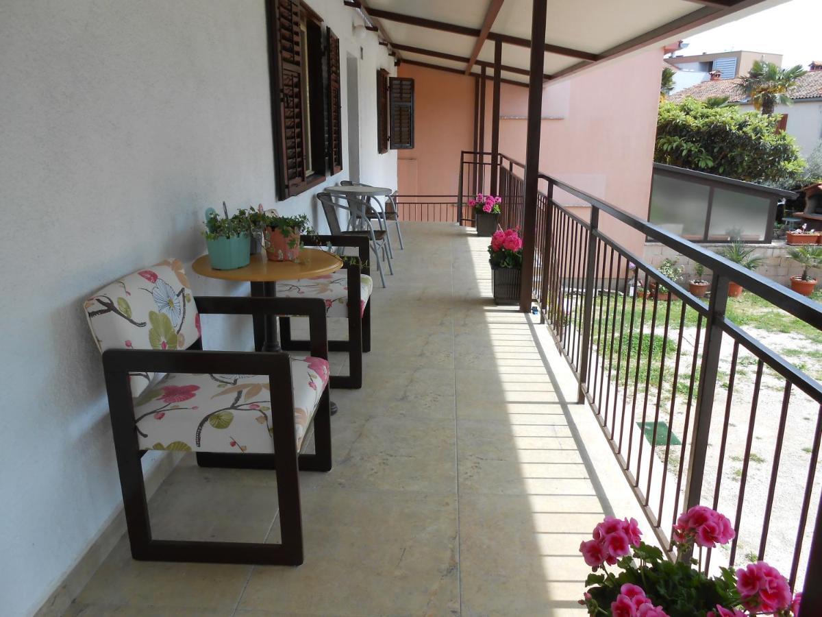 The Golden Well Apartment Rovinj Exterior photo